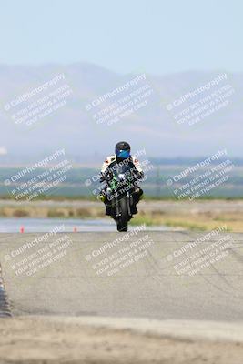 media/May-25-2025-Lets Ride (Sun) [[0ff033e448]]/C Group/1140am (Grapevine)/